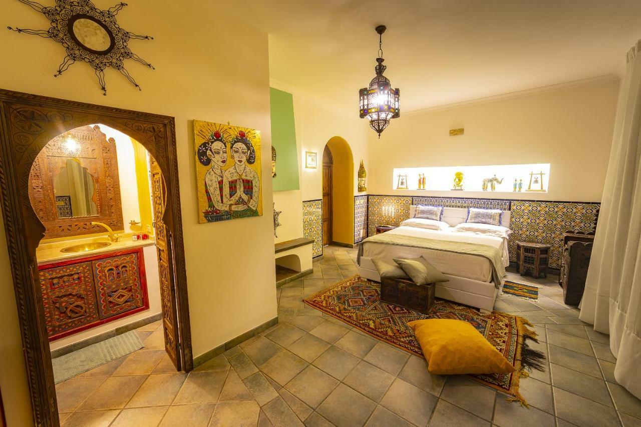 Attico Rooms Giardini Naxos Ngoại thất bức ảnh