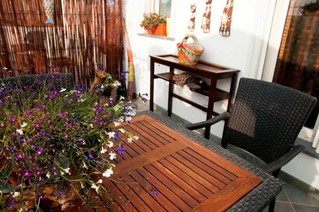 Attico Rooms Giardini Naxos Ngoại thất bức ảnh