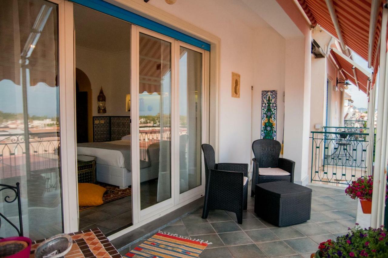 Attico Rooms Giardini Naxos Ngoại thất bức ảnh