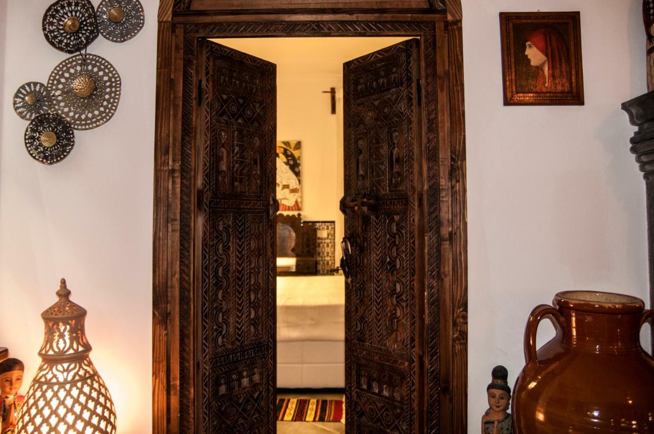 Attico Rooms Giardini Naxos Ngoại thất bức ảnh