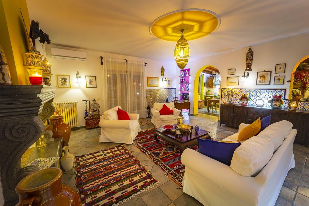 Attico Rooms Giardini Naxos Ngoại thất bức ảnh